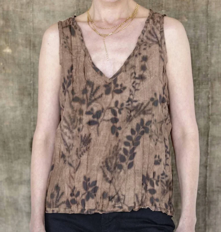 Crinkle Cut Tank In Brown