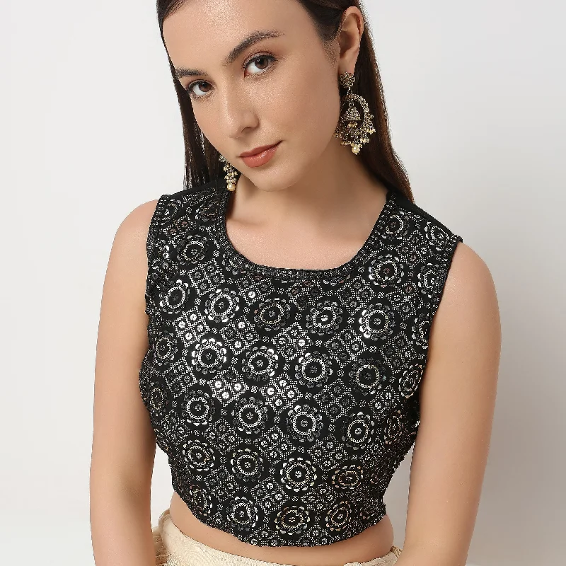 Straight Fit Embroidered Crop Top