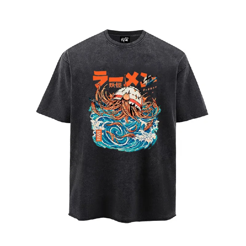 “The Great Wave off Kanagawa in Japan” T-shirt